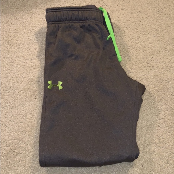 Under Armour Other - Under Armour Fleece Sweatpants